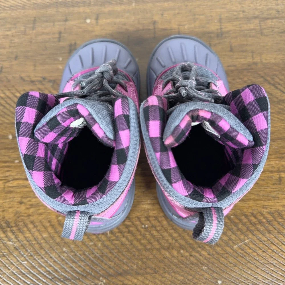 Nike ACG Boots Kids 8C Pink Woodside 2 High Duck Boots Winter Snow Outdoor